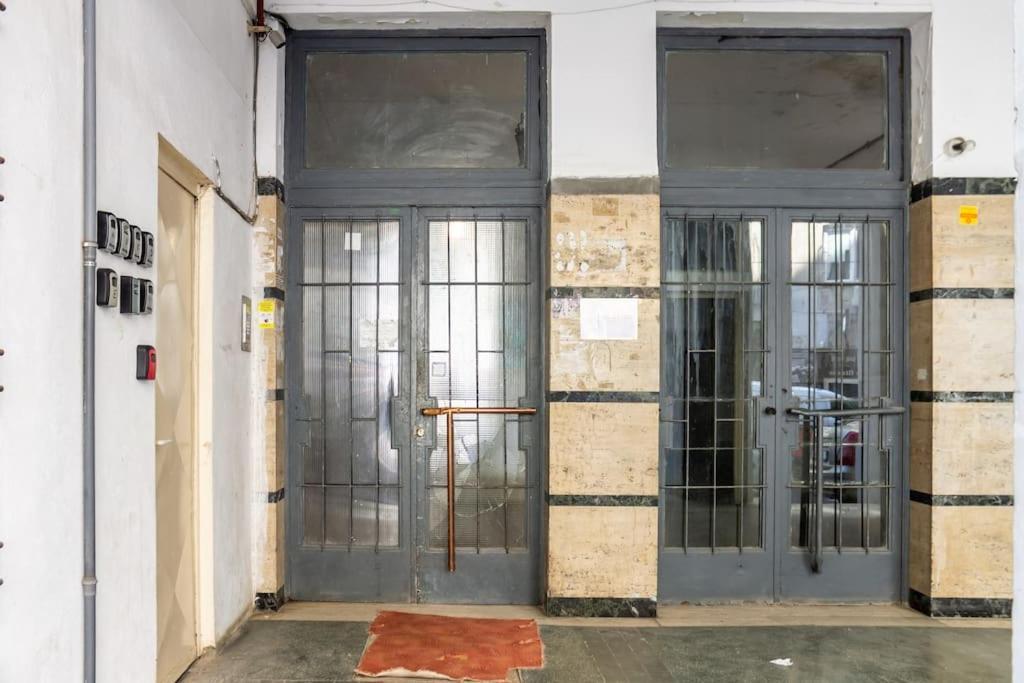Cosy Nest M&N Condos Bucureşti Ngoại thất bức ảnh